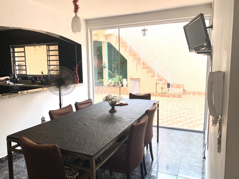 Casa à venda Vila Amorim com 300m² e 5 quartos por R$ 720.000 - 48195113-3ee5b875-d07f-4fa3-9aef-a731c899a1bd.jpeg