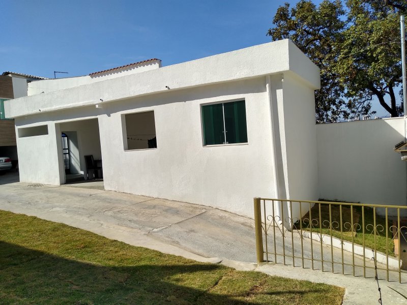 Casa à venda Santa Mônica com 360m² e 3 quartos por R$ 650.000 - 1610993196-img-20210529-101032015-hdr.jpg