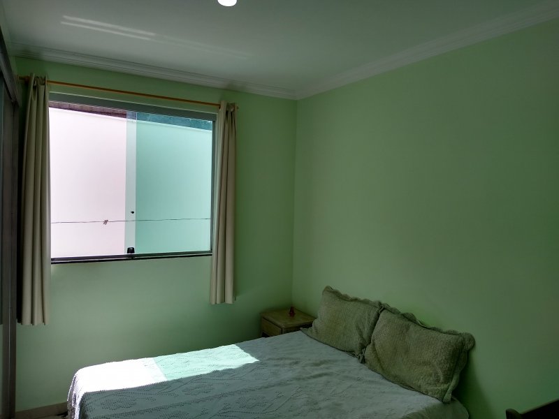 Casa à venda Santa Mônica com 360m² e 3 quartos por R$ 650.000 - 2125838084-img-20210310-102318981-hdr.jpg