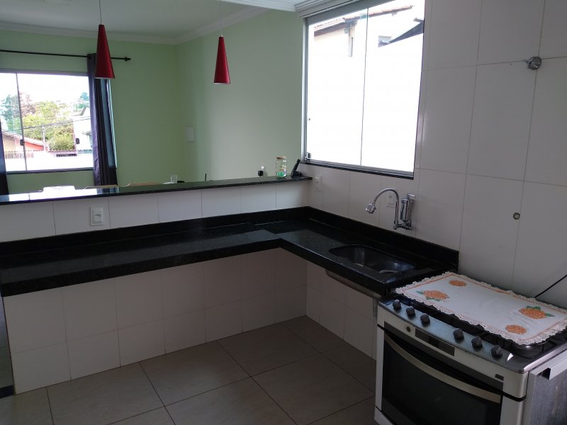 Casa à venda Santa Mônica com 360m² e 3 quartos por R$ 650.000 - 887078858-img-20210310-095522532.jpg