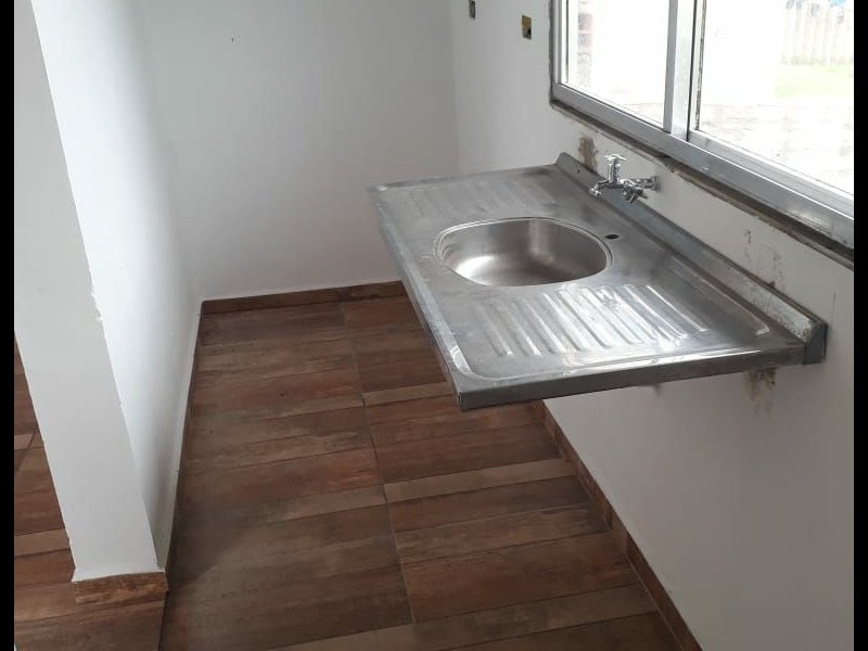 Casa à venda Centro com 170m² e 5 quartos por R$ 500.000 - 1656804101-inbound6845705972579592193.jpg