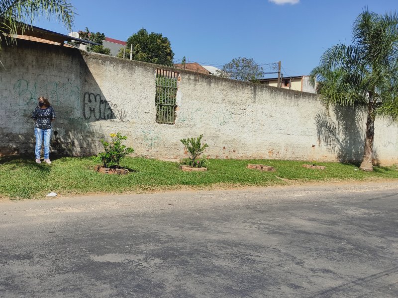 imóvel com 330m² - Itália - São José dos Pinhais