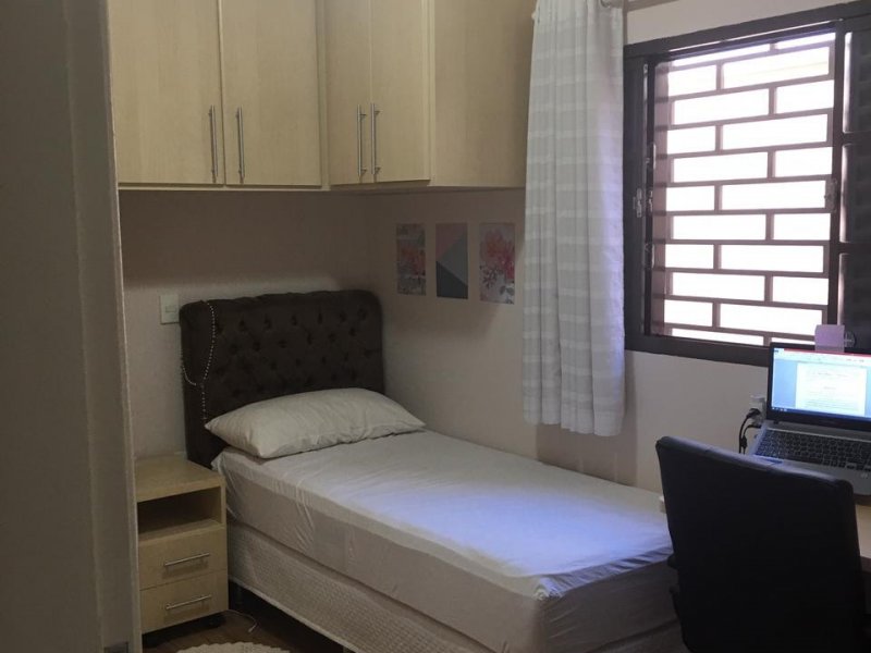 Casa à venda Jardim Gibertoni  com 106m² e 3 quartos por R$ 335.000 - 1954702725-89fe1305-378a-4582-94fd-92734e687dbe.jpg