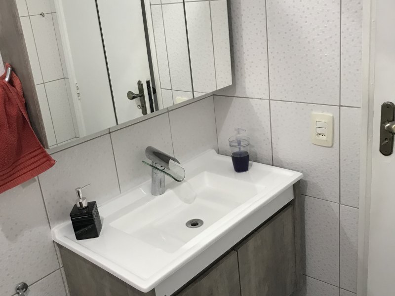 Apartamento à venda Vila Belmiro com 65m² e 2 quartos por R$ 370.000 - 368292128-wc-social1.JPG