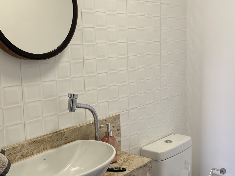 Apartamento à venda Picanço com 121m² e 3 quartos por R$ 1.000.000 - 328259708-lavabo.jpg