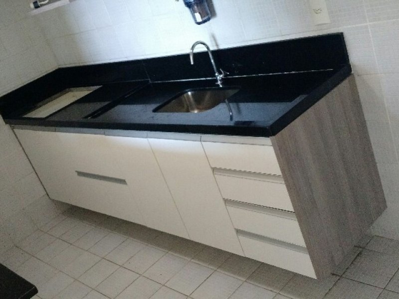 Apartamento à venda Patamares com 68m² e 2 quartos por R$ 355.000 - 1622235227-cozinha-balcao-integrado-1.jpg