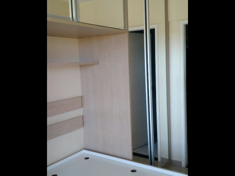 Apartamento à venda Patamares com 68m² e 2 quartos por R$ 355.000 - 1760803123-suite-armarios-e-cama-bau-planejados-2.jpg