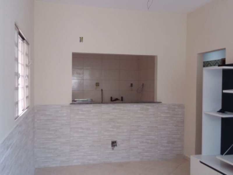 Casa à venda de Lourdes com 250m² e 5 quartos por R$ 490.000 - 1850198603-sala.jpg