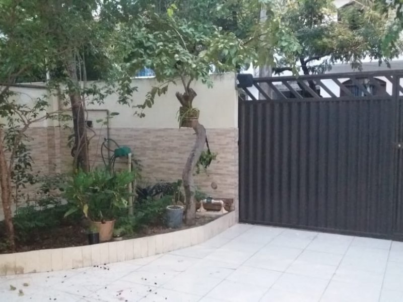 Casa à venda de Lourdes com 250m² e 5 quartos por R$ 490.000 - 2013363185-garagem-casa.jpeg