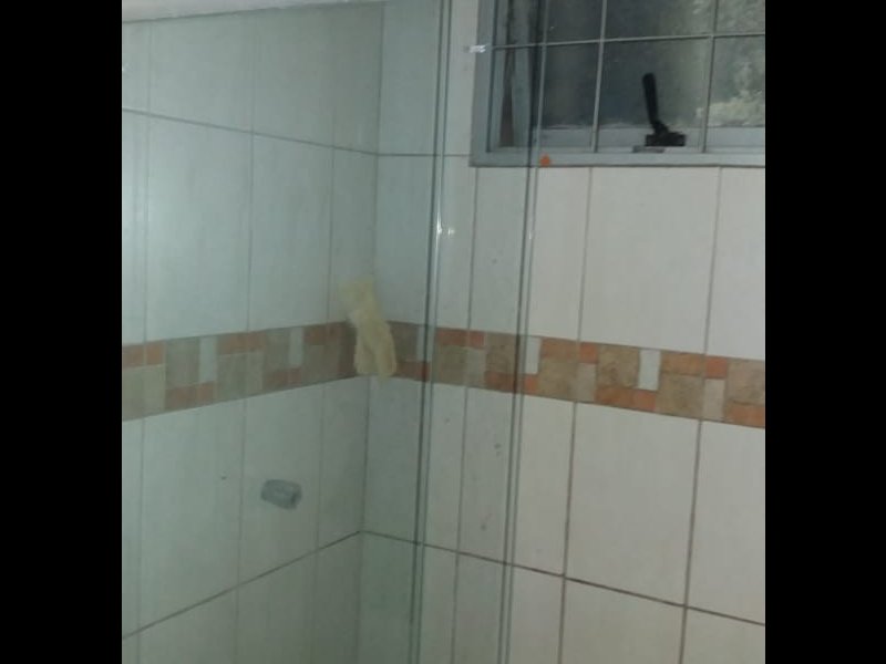 Casa à venda de Lourdes com 250m² e 5 quartos por R$ 490.000 - 491405283-banheiro.jpeg
