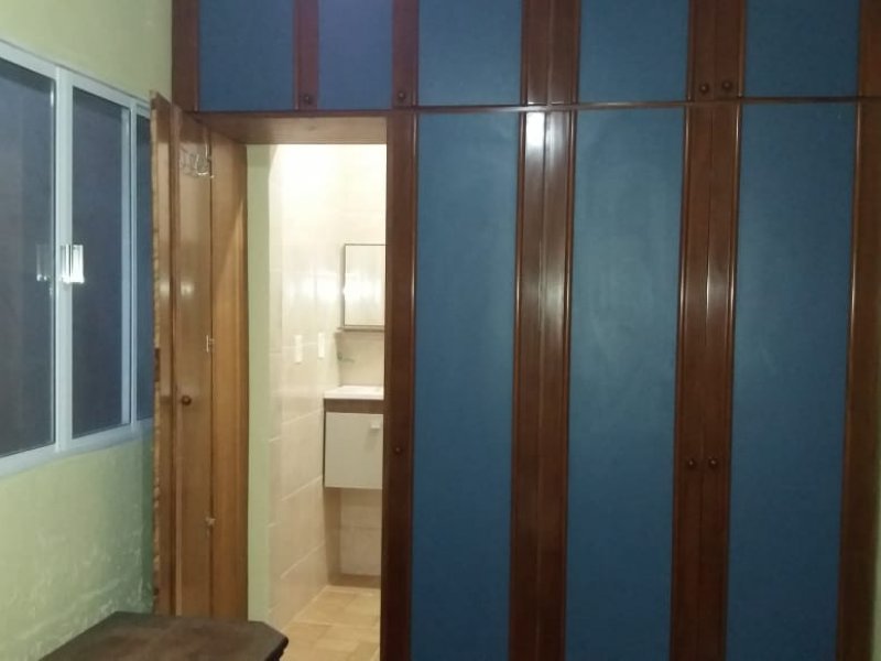Casa à venda de Lourdes com 250m² e 5 quartos por R$ 490.000 - 497980108-suite-com-armario.jpeg