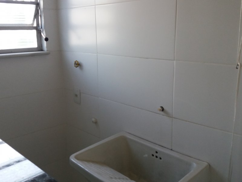 Apartamento à venda Centro com 50m² e 2 quartos por R$ 175.000 - 728677421-area-de-servico-2.jpg