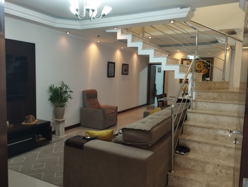 Casa à venda Bosque dos Eucaliptos com 135m² e 3 quartos por R$ 850.000 - 1730396045-img-20240213-174809.jpg