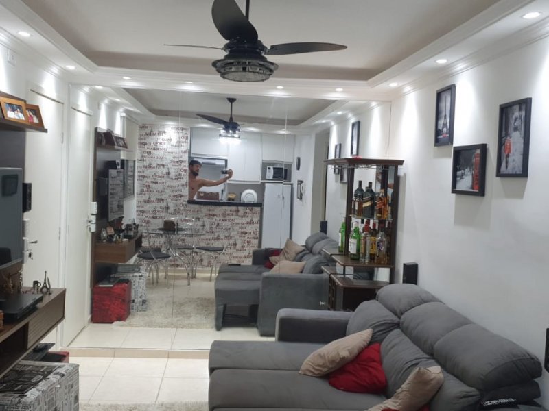 Apartamento à venda Jardim Colonial com 50m² e 2 quartos por R$ 185.000 - 687226909-whatsapp-image-2021-04-13-at-01.jpeg