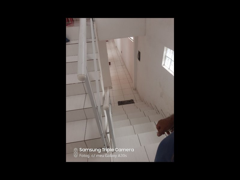 Apartamento à venda Jardim Rio Branco com 36m² e 1 quarto por R$ 50.000 - 2124161289-escadaria-1.jpg