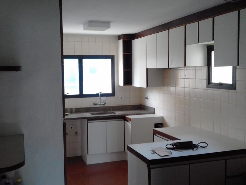 Apartamento à venda Vila Andrade com 176m² e 4 quartos por R$ 595.000 - 1198602531-10-cozinha.jpg