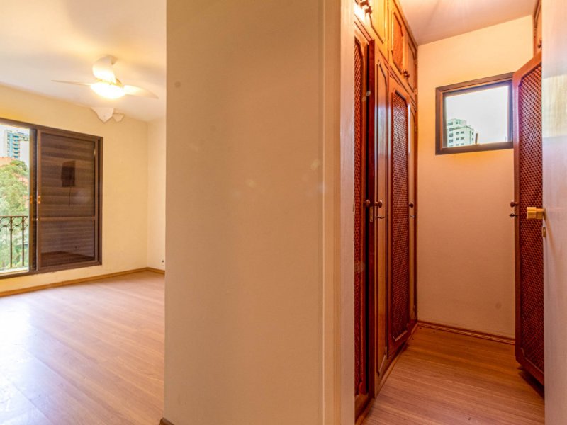 Apartamento à venda Vila Andrade com 176m² e 4 quartos por R$ 595.000 - 2112677429-14-suitecasal.jpg