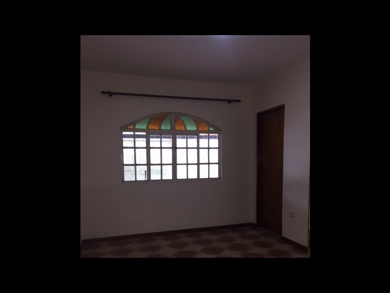Casa à venda Taguatinga Sul (Taguatinga) com 157m² e 3 quartos por R$ 480.000 - 648463491-quarto-1-suite-porta-do-banheiro-janela-que-da-para-a-varanda-da-frente.JPG