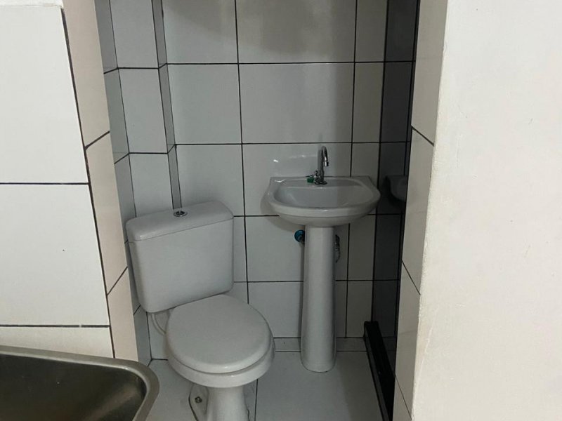 Apartamento à venda Jacarepaguá com 100m² e 4 quartos por R$ 140.000 - 218961334-img-20210610-wa0029.jpg