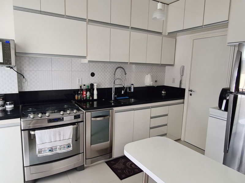 Apartamento à venda Engenho de Dentro com 99m² e 3 quartos por R$ 550.000 - 245365554-cozinha03.jpg