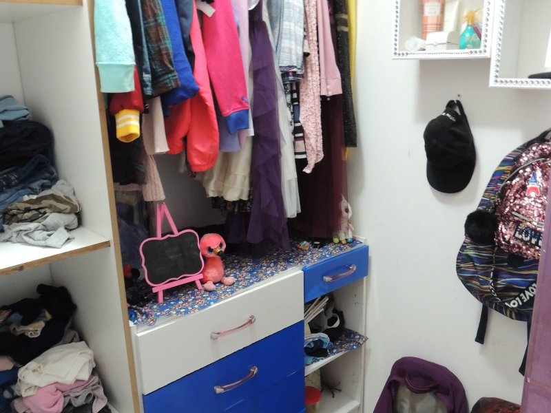 Casa de condomínio à venda Vargem Pequena com 190m² e 4 quartos por R$ 550.000 - 639676956-closet-q2-1.JPG
