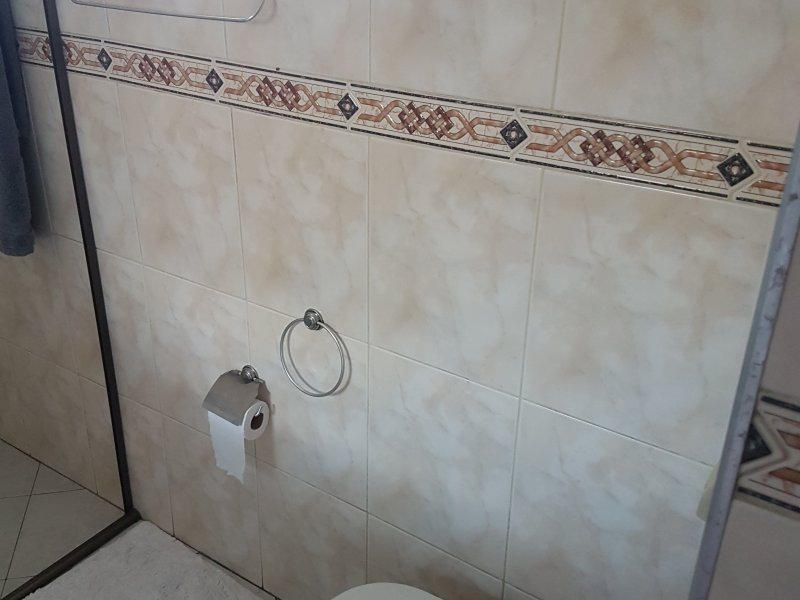 Casa à venda Vila Scarpelli com 122m² e 2 quartos por R$ 500.000 - 1131336042-banheiro-intimo-4.jpg