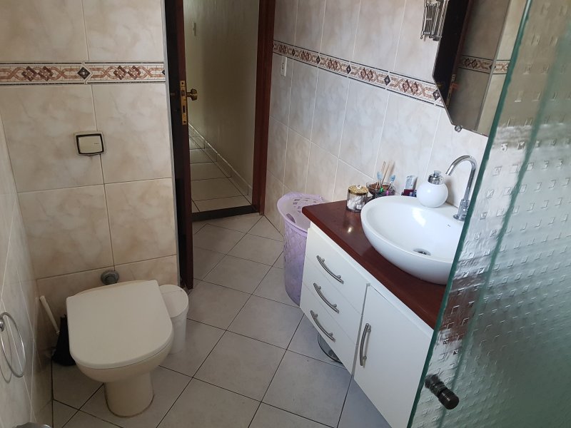 Casa à venda Vila Scarpelli com 122m² e 2 quartos por R$ 500.000 - 1774587813-banheiro-intimo-2.jpg