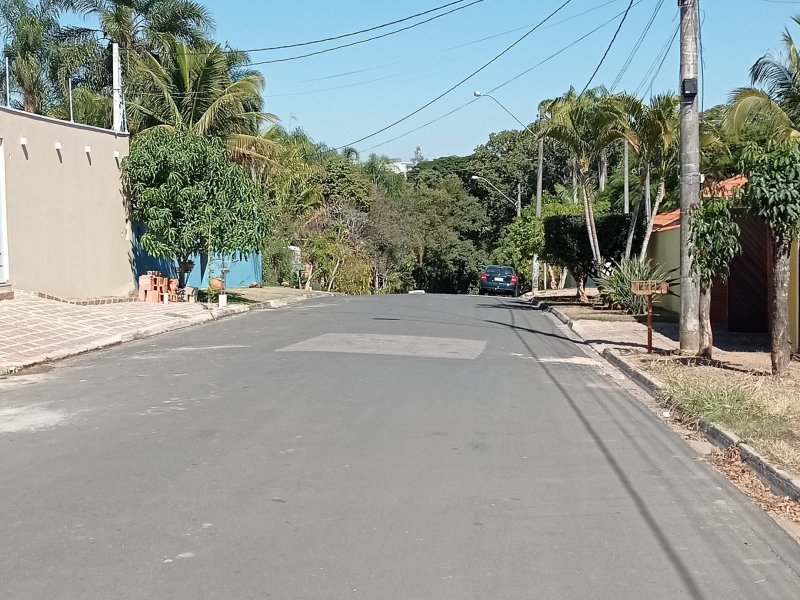imóvel com 1000m² - Colinas de Indaiatuba - Indaiatuba