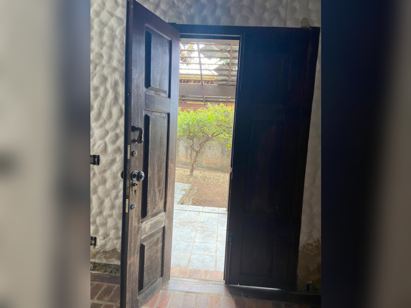 Casa à venda Trevo com 505m² e 5 quartos por R$ 1.500.000 - imagem-do-whatsapp-de-2024-10-11-as-222218-ab35dcf3.jpg
