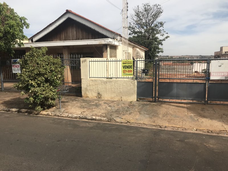Casa à venda Vila Mota com 1024m² e 3 quartos por R$ 600.000 - 714998199-foto-09.JPG