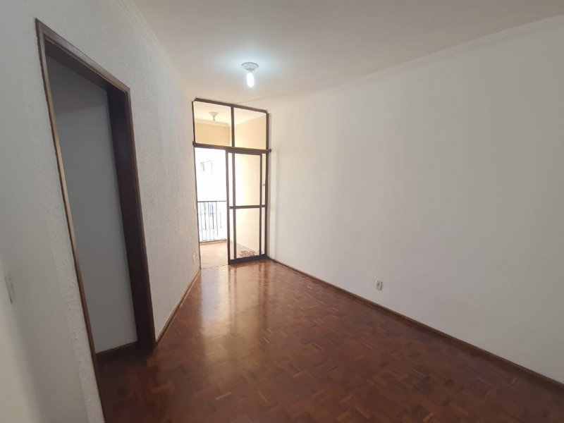 Apartamento à venda Bosque com 50m² e 1 quarto por R$ 195.000 - 833057348-sala-3.jpg