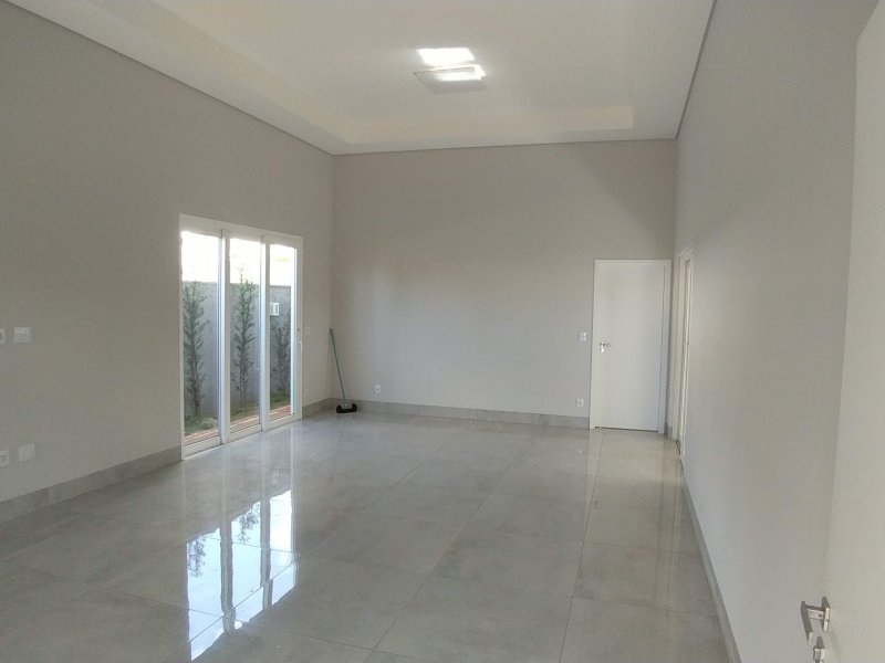 Casa de condomínio à venda Jardim Gardênias com 181m² e 3 quartos por R$ 850.000 - 1520126630-img-20210322-151450.jpg
