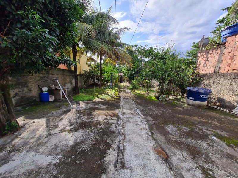 imóvel com 360m² - Laranjal - São Gonçalo
