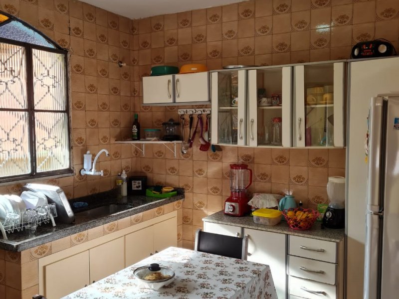 imóvel com 360m² - Laranjal - São Gonçalo