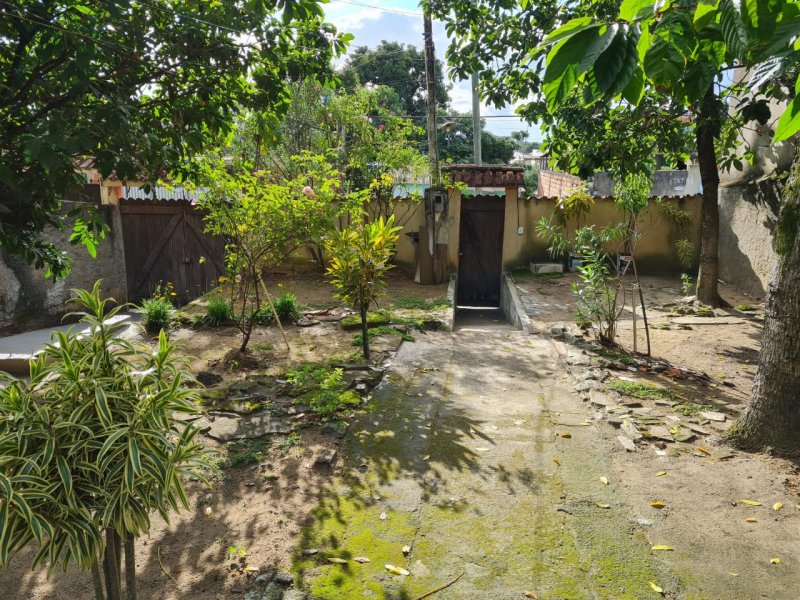 imóvel com 360m² - Laranjal - São Gonçalo
