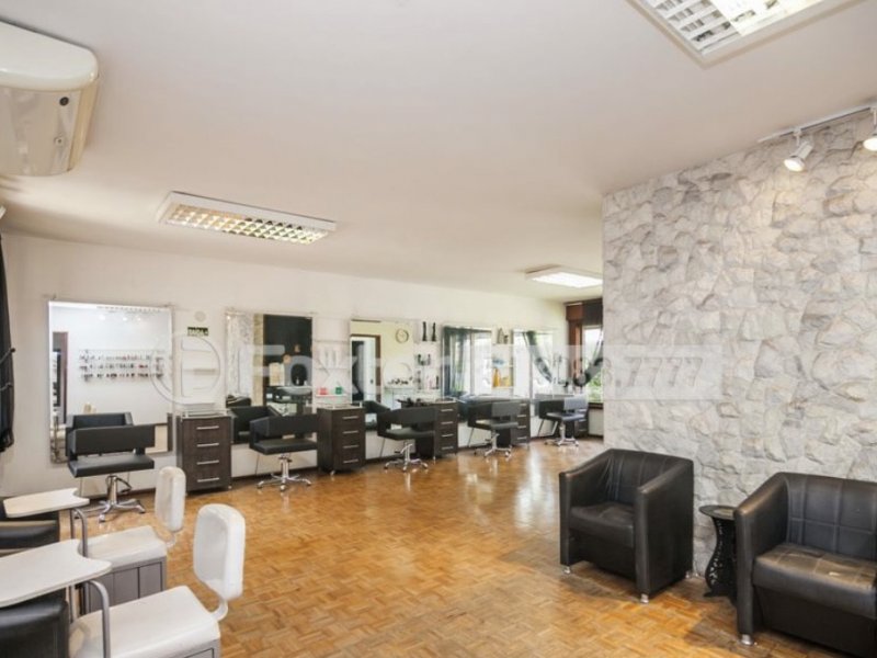 Comercial à venda Jardim Lindoia com 242m² e 1 quarto por R$ 1.500.000 - 540736331-75dd368f-28ab-4636-8c96-4a8a69df2f80.jpeg