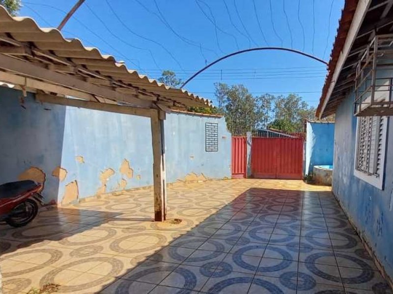 Casa à venda Zequinha Amêndola com 140m² e 3 quartos por R$ 180.000 - 1406558322-kxlarge-2.jpg