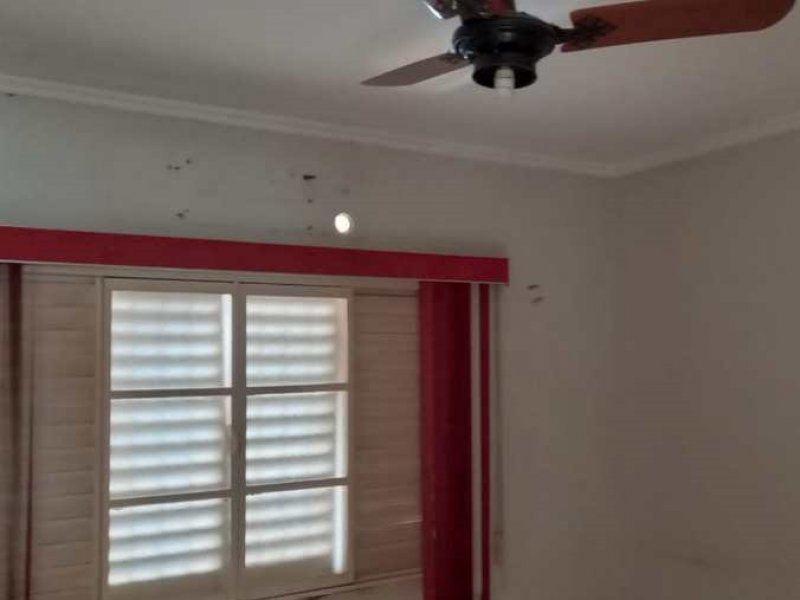 Casa à venda Zequinha Amêndola com 140m² e 3 quartos por R$ 180.000 - 1845615945-kxlarge-15.jpg
