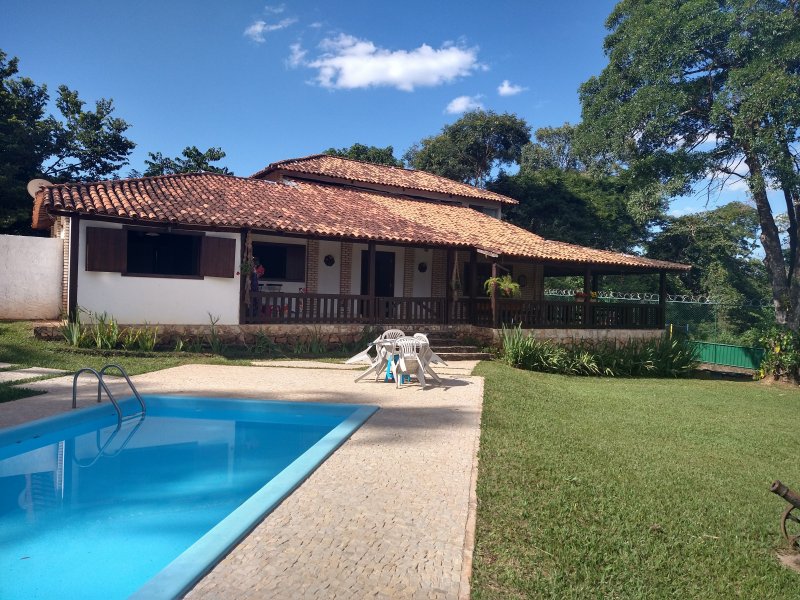 Casa de condomínio à venda Jardim Botanico com 420m² e 4 quartos por R$ 1.380.000 - 690542493-img-20210413-150053126-hdr.jpg