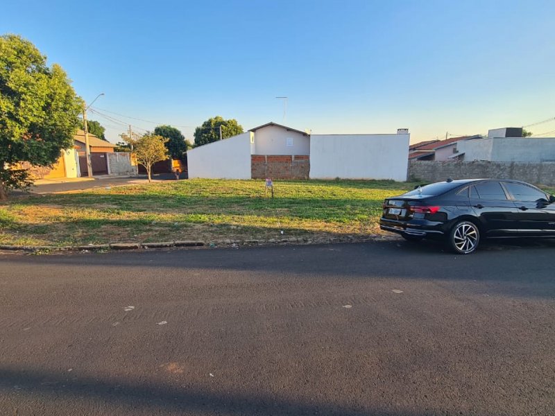 Terreno à venda Centro com 365m² e 1 quarto por R$ 110.000 - 1293072091-img-20210615-wa0015.jpg