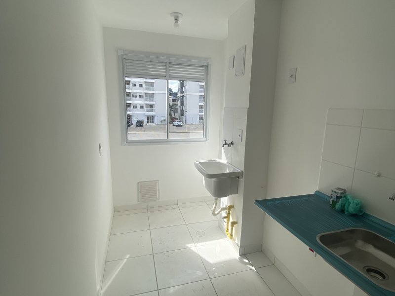 Apartamento para alugar Itapark Res. com 49m² e 2 quartos por R$ 1.300 - 809333759-img-5240.JPG