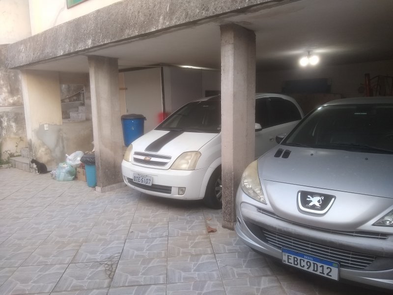 Casa à venda Engenheiro Goulart com 306m² e 6 quartos por R$ 1.150.000 - 427804239-04-85m2-garagem.jpg