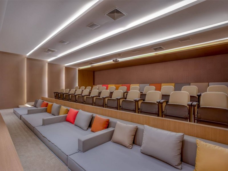 Apartamento à venda Vale das Colinas com 27m² e 1 quarto por R$ 55.000 - 1533025484-sala-de-cinema.jpg
