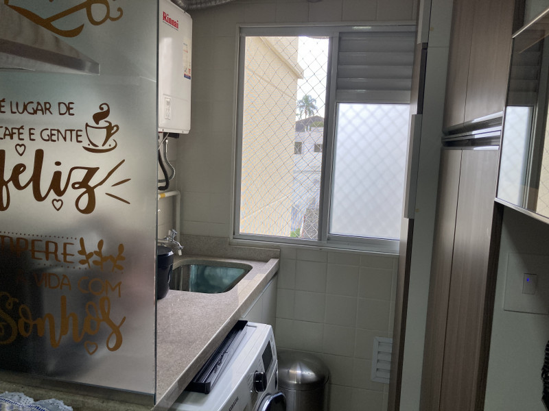 Apartamento à venda Vila Itapegica com 61m² e 3 quartos por R$ 370.000 - 119439580-b604c087-a0f2-4147-b12e-a11990dbcbf6.jpeg
