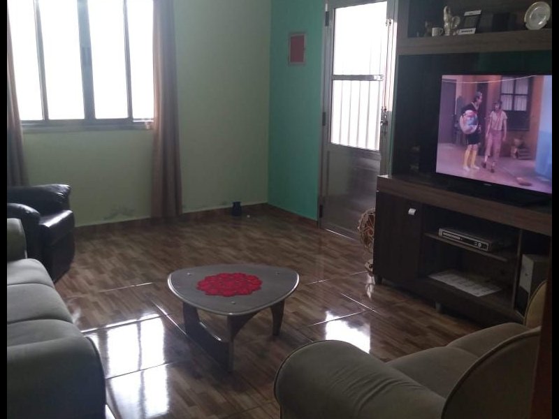 Casa à venda Parque Jacaranda com 175m² e 2 quartos por R$ 395.000 - 1556669676-defefafe-2d8a-422e-84b1-2dee92b79682.jpg