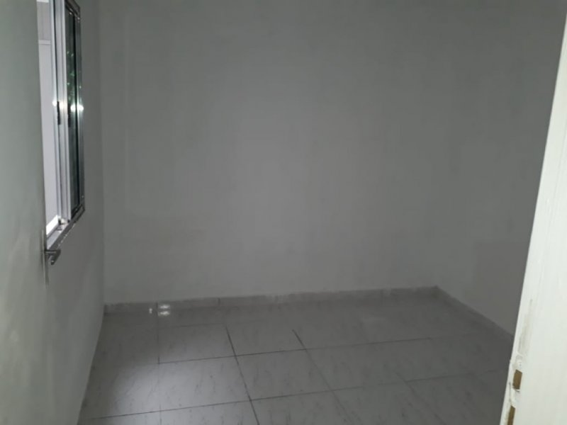 Casa à venda Jardim João XXIII com 250m² e 5 quartos por R$ 500.000 - 2127624464-66466ce3-2af8-474c-bfb5-8bc7b4192568.jpg