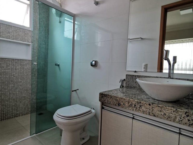 imóvel com 205m² - Daniel Fonseca - Uberlândia