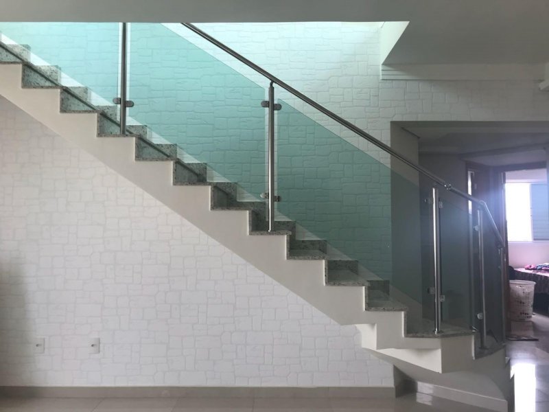 imóvel com 205m² - Daniel Fonseca - Uberlândia