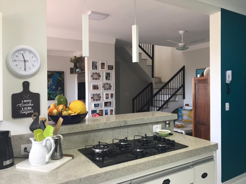 Cobertura à venda Barra da Lagoa com 180m² e 4 quartos por R$ 1.200.000 - 1924054077-ae7bce84-bea1-48f6-b93e-b1584a84e9da.jpeg