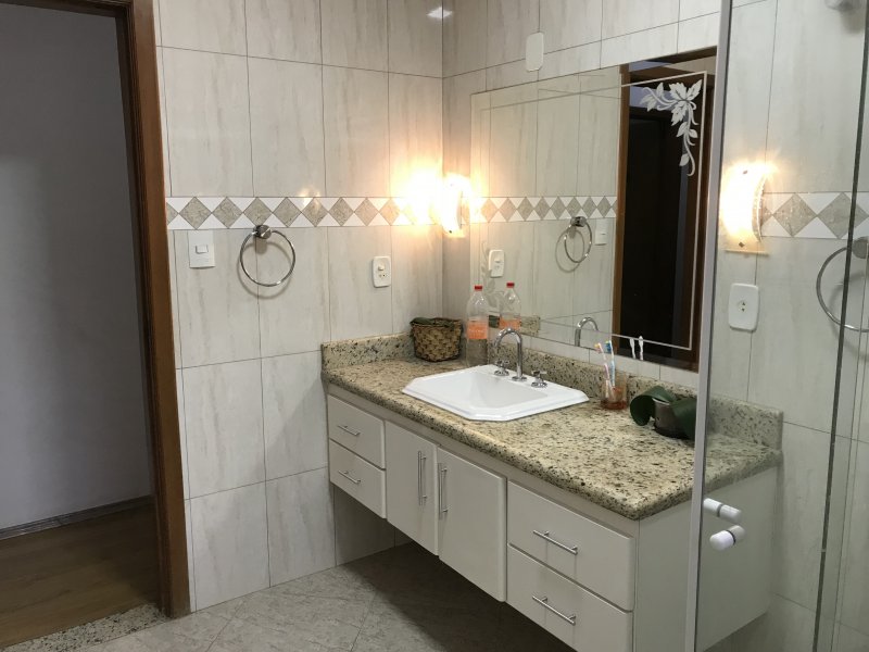 Casa à venda Vila Caminho do Mar com 300m² e 5 quartos por R$ 2.200.000 - 303159195-d0f3776a-53ea-4a5f-afb5-2bdf2fc06ba4.jpeg